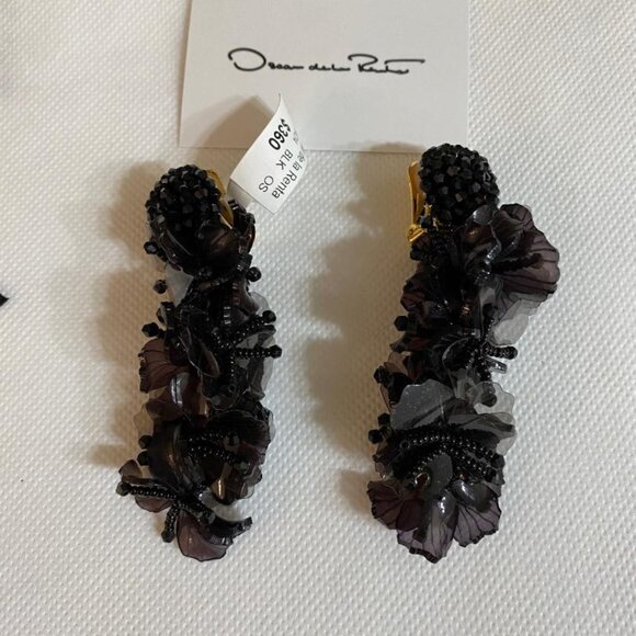 Oscar de la Renta NWT Large Flower and Bead Earrings